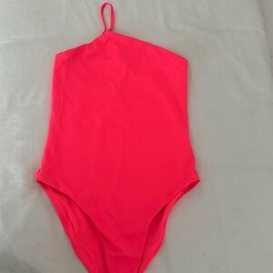 Alo Lift Plie Neon Pink Bodysuit Size Medium